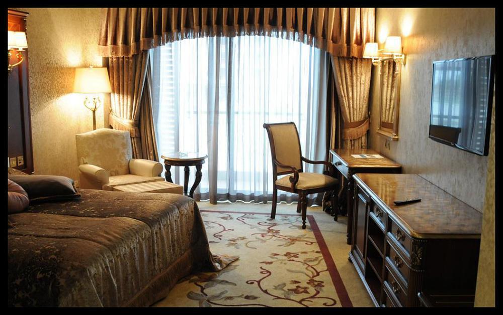 Merit Royal Hotel & Casino Karavász Kültér fotó
