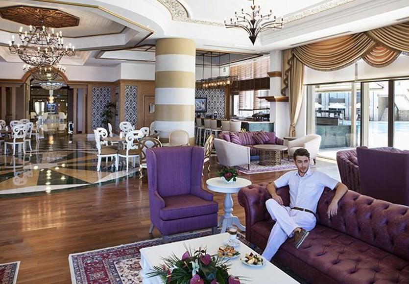 Merit Royal Hotel & Casino Karavász Kültér fotó