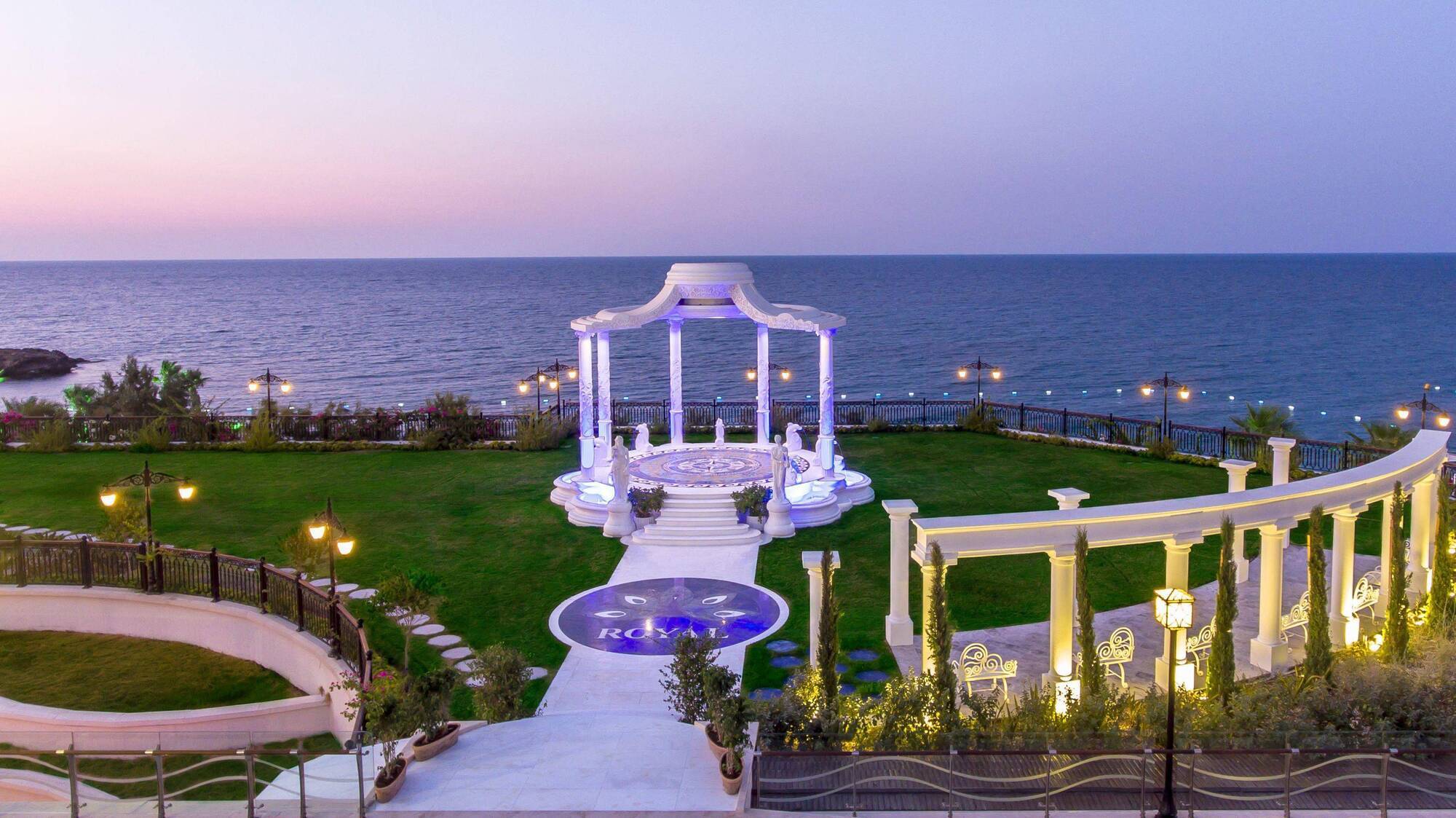 Merit Royal Hotel & Casino Karavász Kültér fotó